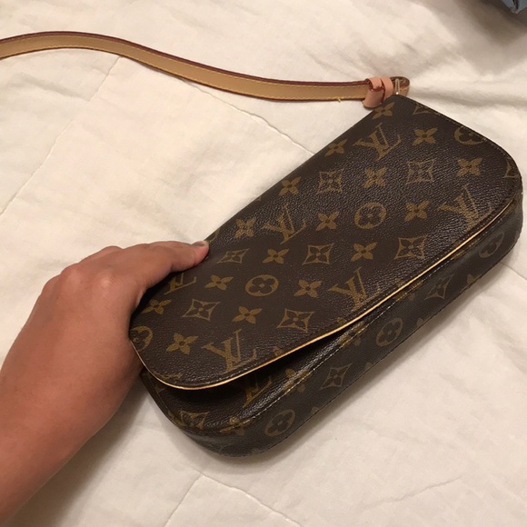 Custom - Picture 6 of 8